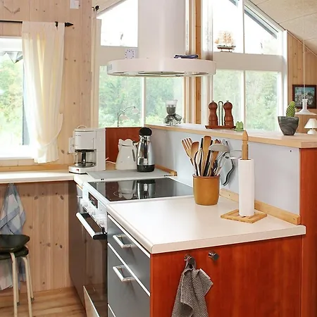 Four-bedroom Holiday In * Hals