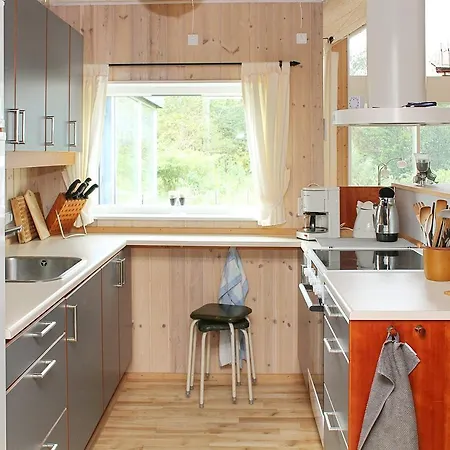 Four-bedroom Holiday In * Hals