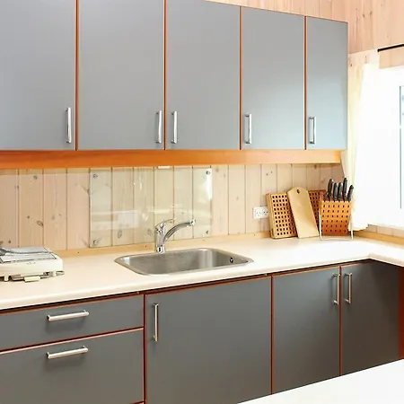 Four-bedroom Holiday In * Hals